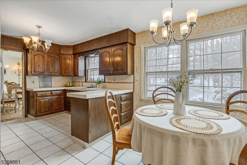 14 Skylark Road Springfield, NJ 07081 - Photo 5 of 20