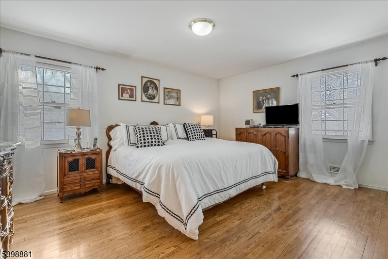 14 Skylark Road Springfield, NJ 07081 - Photo 10 of 20