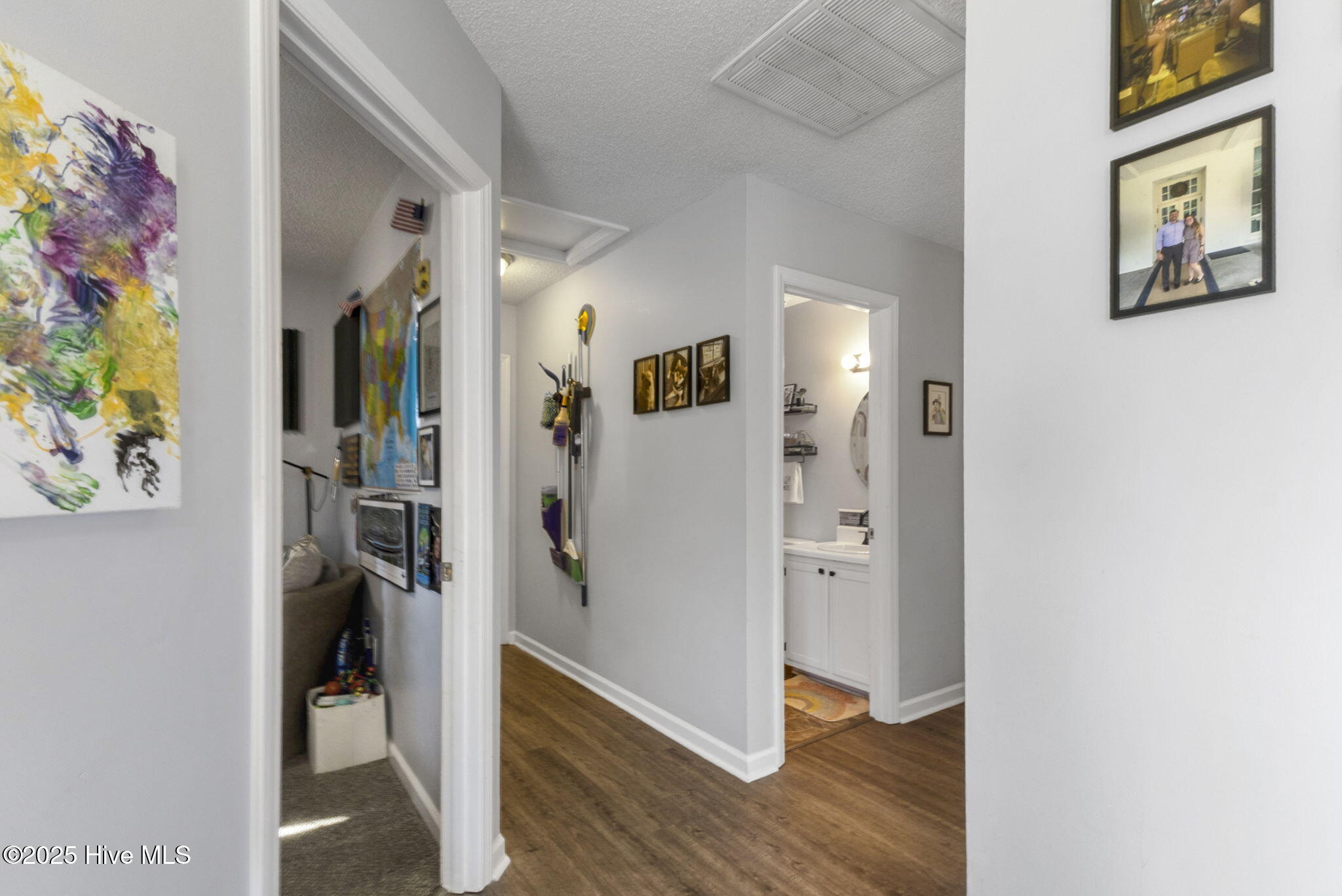 113 Parnell Road Hubert, NC 28539 - Photo 11 of 37 10-web-or-mls-IMG_7287