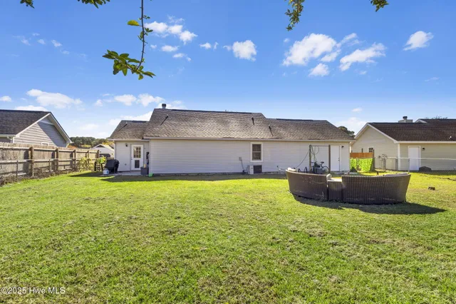 $250,000 | 113 Parnell Road, Hubert, NC 28539