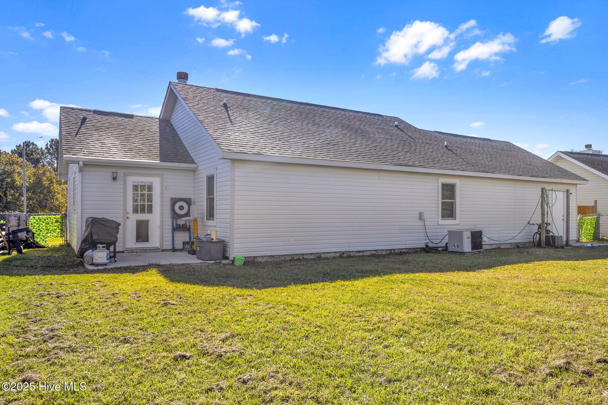 113 Parnell Road Hubert, NC 28539 - Photo 31 of 37 30-web-or-mls-IMG_7356