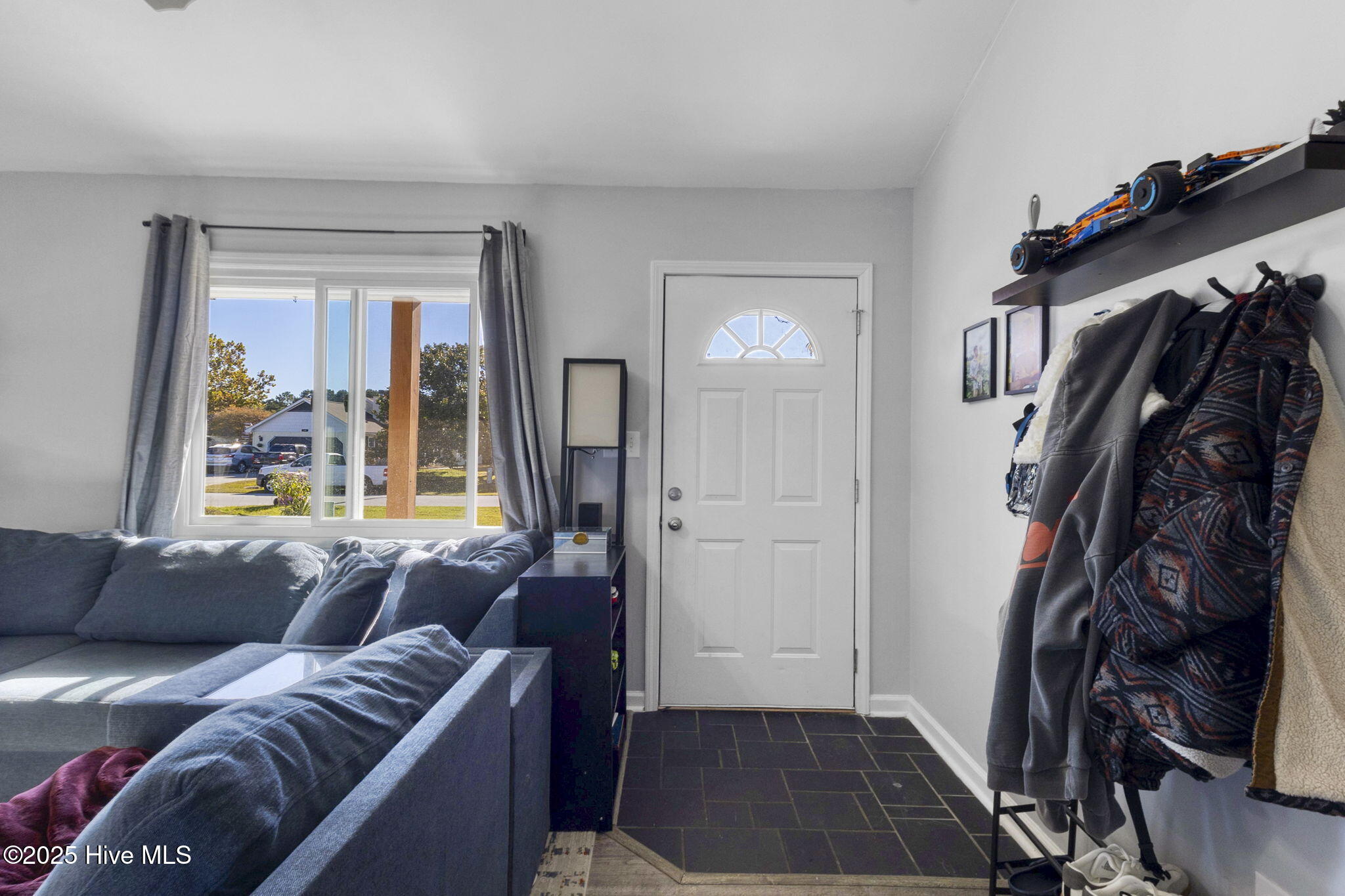 113 Parnell Road Hubert, NC 28539 - Photo 5 of 37 12-web-or-mls-IMG_7298