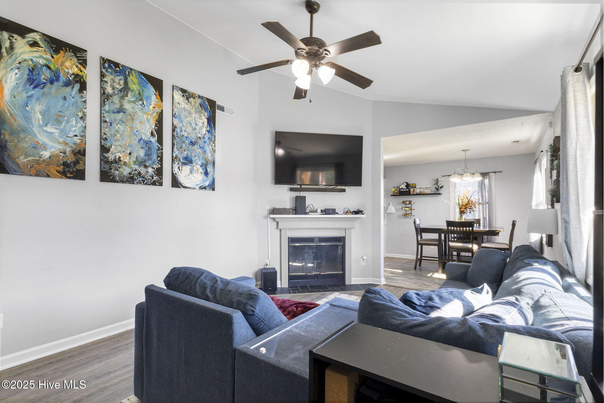 113 Parnell Road Hubert, NC 28539 - Photo 6 of 37 13-web-or-mls-IMG_7301