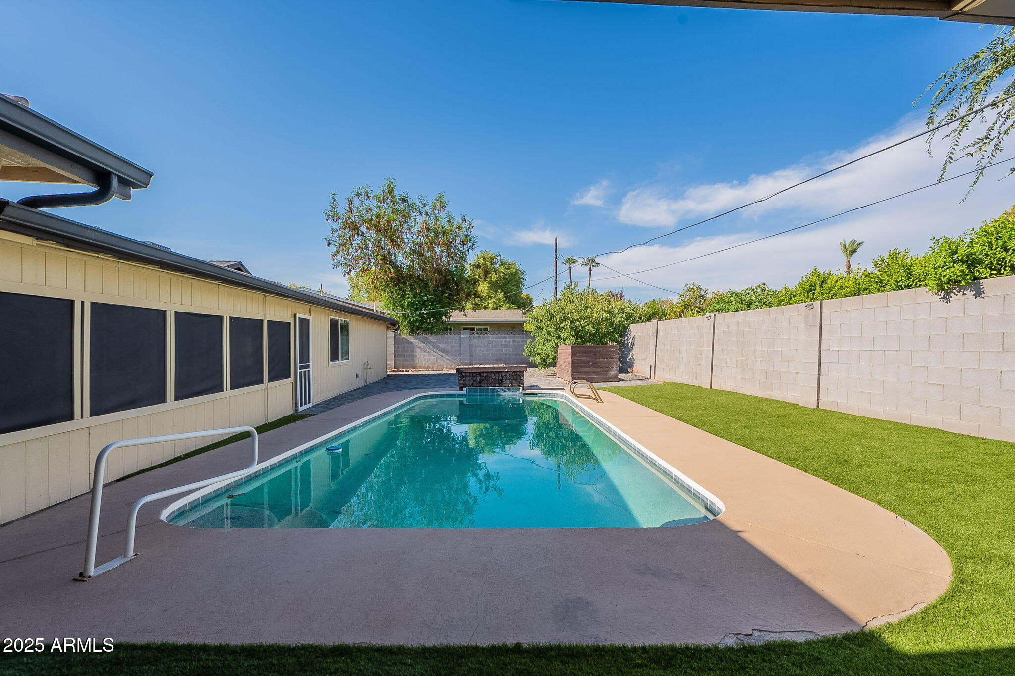 7637 North 7th Avenue Phoenix, AZ 85021 - Photo 48 of 57 59-web-or-mls-7th-59