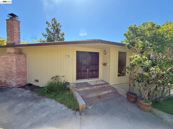 $1,150,000 | 2728 Sheffield Place, Castro Valley, CA 94546