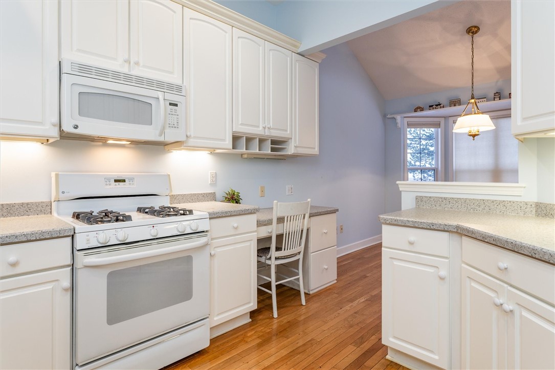 20 Magnolia Lane Webster, NY 14580 - Photo 8 of 43