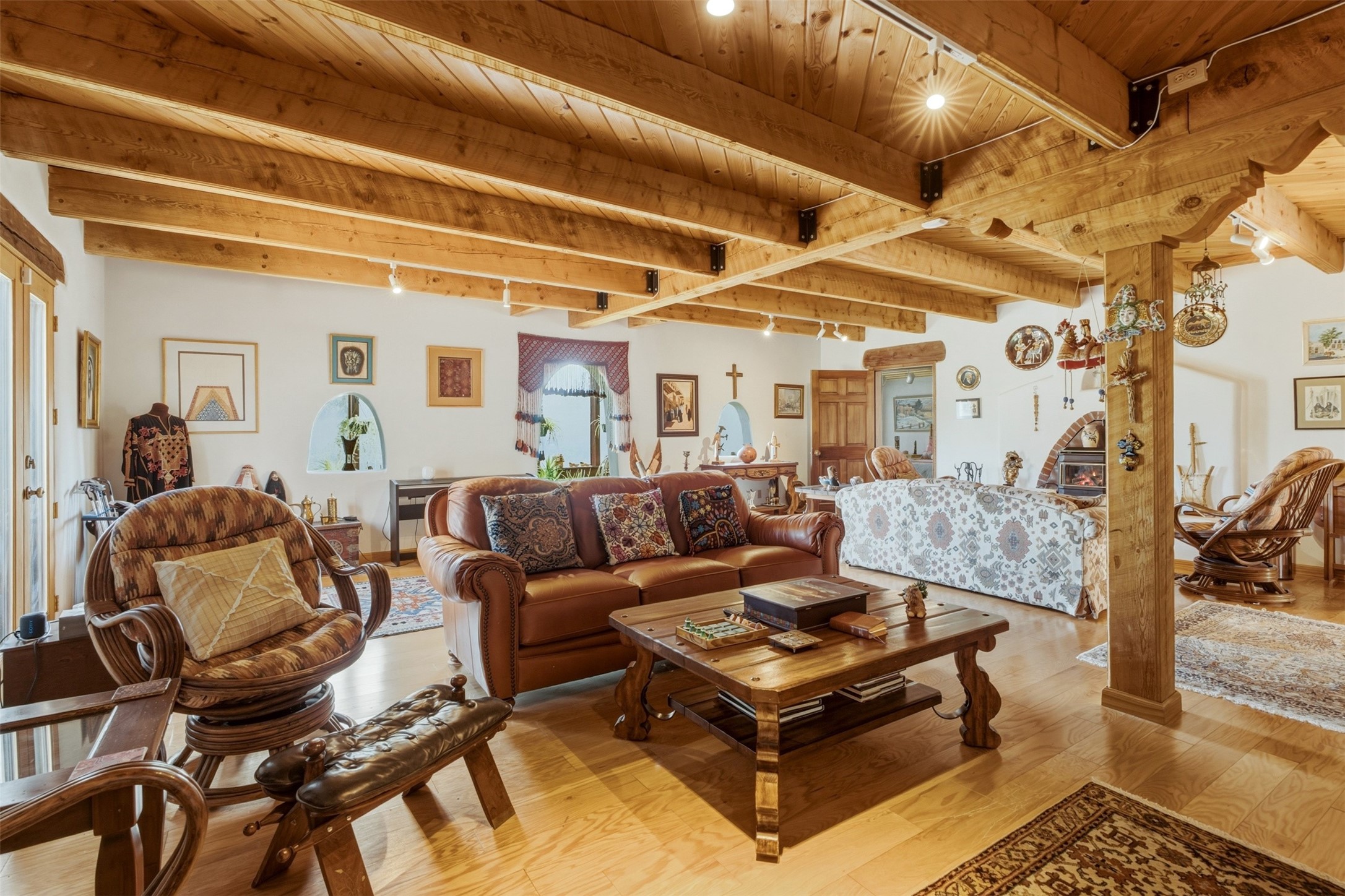 32 Overlook Road Santa Fe, NM 87505 - Photo 21 of 89 Living/Family Room