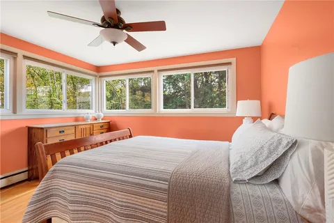 $649,000 | 6 Conway Drive, Barrington, RI 02806