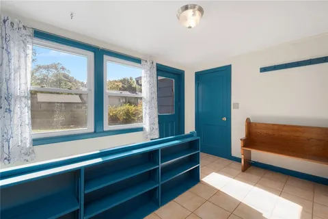 $649,000 | 6 Conway Drive, Barrington, RI 02806