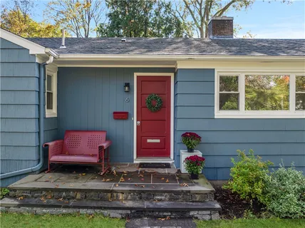 $649,000 | 6 Conway Drive, Barrington, RI 02806