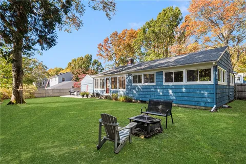 $649,000 | 6 Conway Drive, Barrington, RI 02806