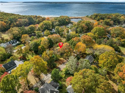 $649,000 | 6 Conway Drive, Barrington, RI 02806