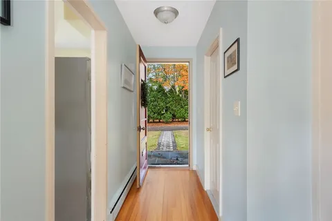 $649,000 | 6 Conway Drive, Barrington, RI 02806