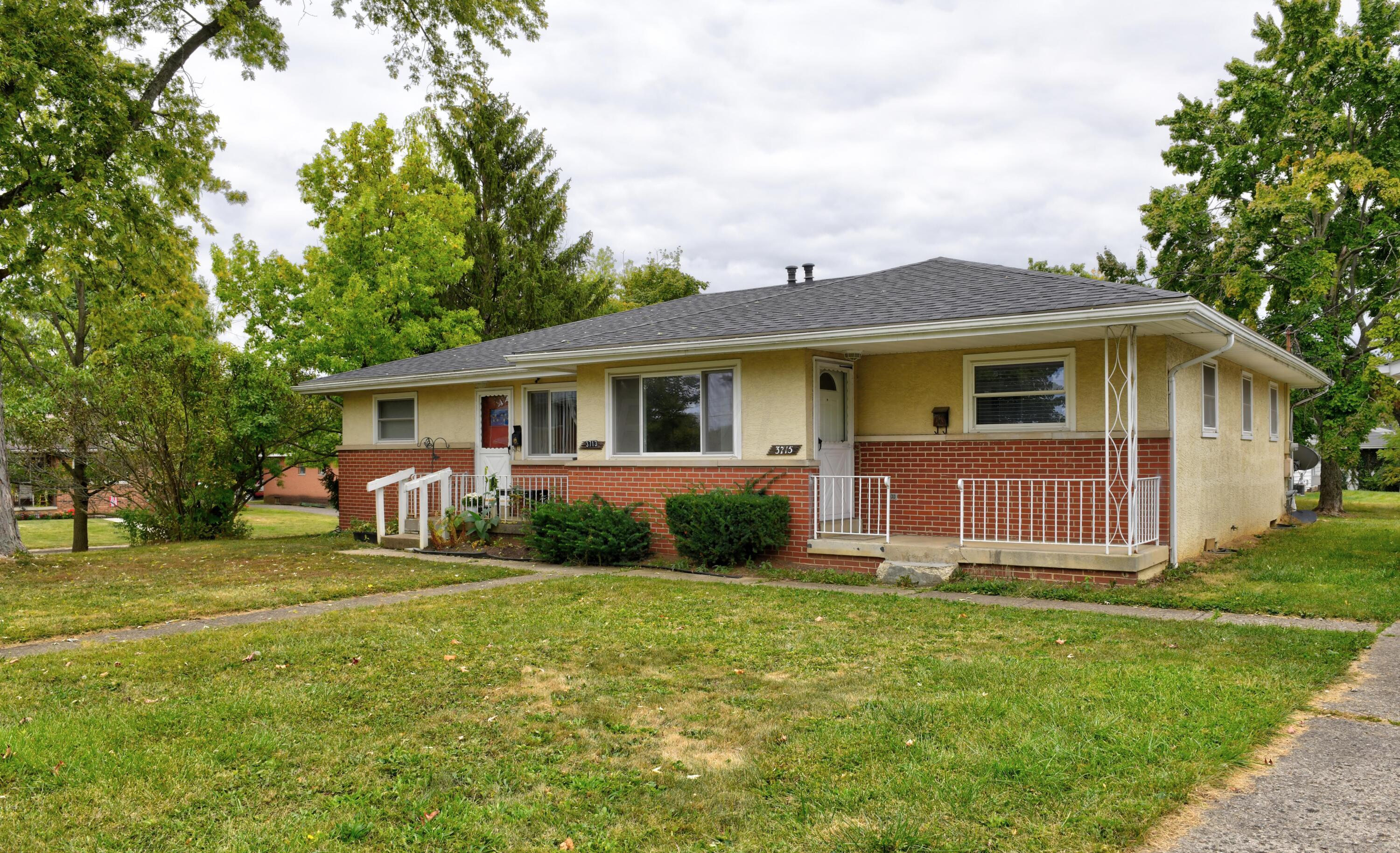 3715 Arnelle Road Columbus, OH 43228 - Photo 1 of 24 Front Exterior