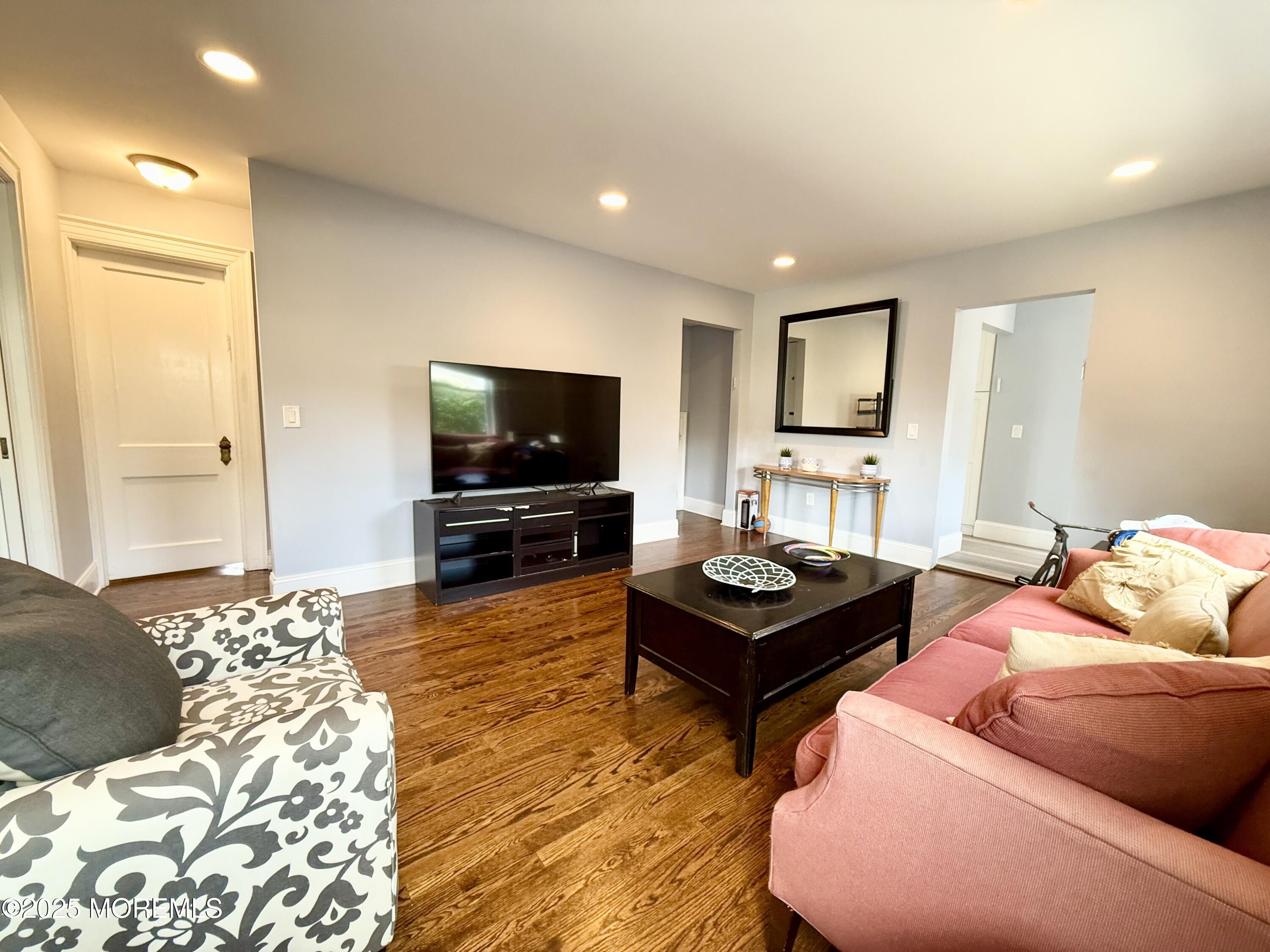 125 Cedar Avenue Allenhurst, NJ 07711 - Photo 21 of 45 IMG_2736