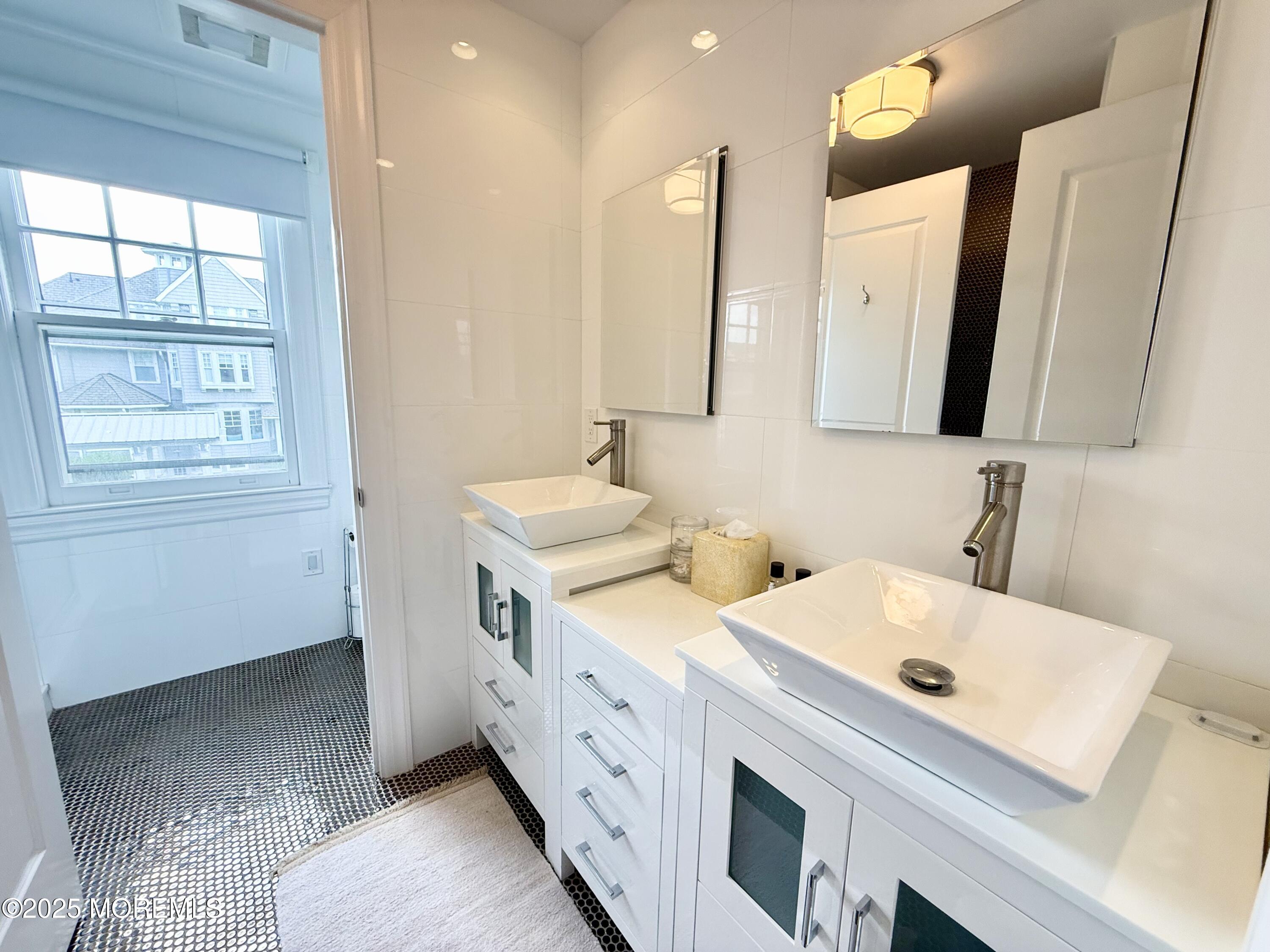 125 Cedar Avenue Allenhurst, NJ 07711 - Photo 27 of 45 IMG_2606