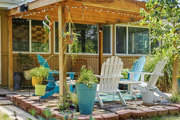 $525,000 | 2927 South Stuart Street, Denver, CO 80236