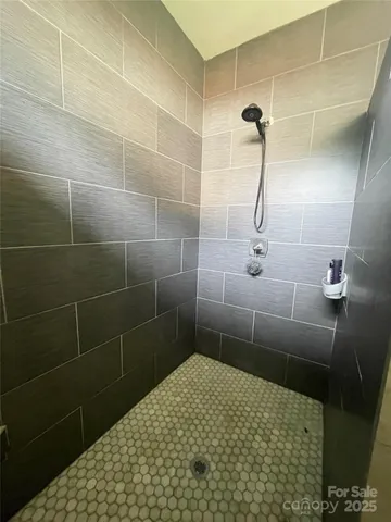 $424,900 | 21 Par Drive, Granite Falls, NC 28630