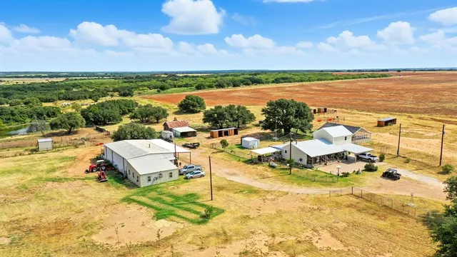 $2,000,000 | 200 Strother Road, Newcastle, TX 76372
