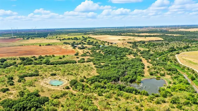 $2,000,000 | 200 Strother Road, Newcastle, TX 76372