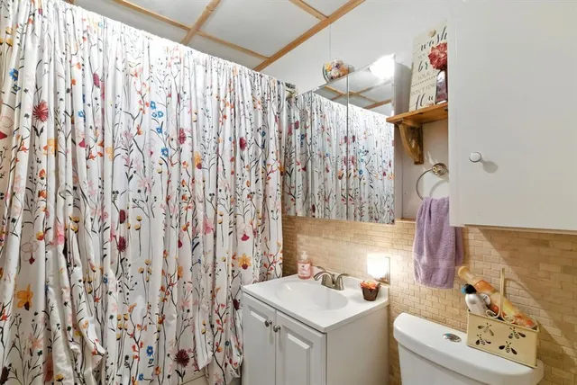 $2,000,000 | 200 Strother Road, Newcastle, TX 76372