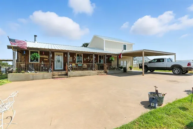 $2,000,000 | 200 Strother Road, Newcastle, TX 76372