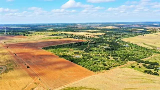 $2,000,000 | 200 Strother Road, Newcastle, TX 76372