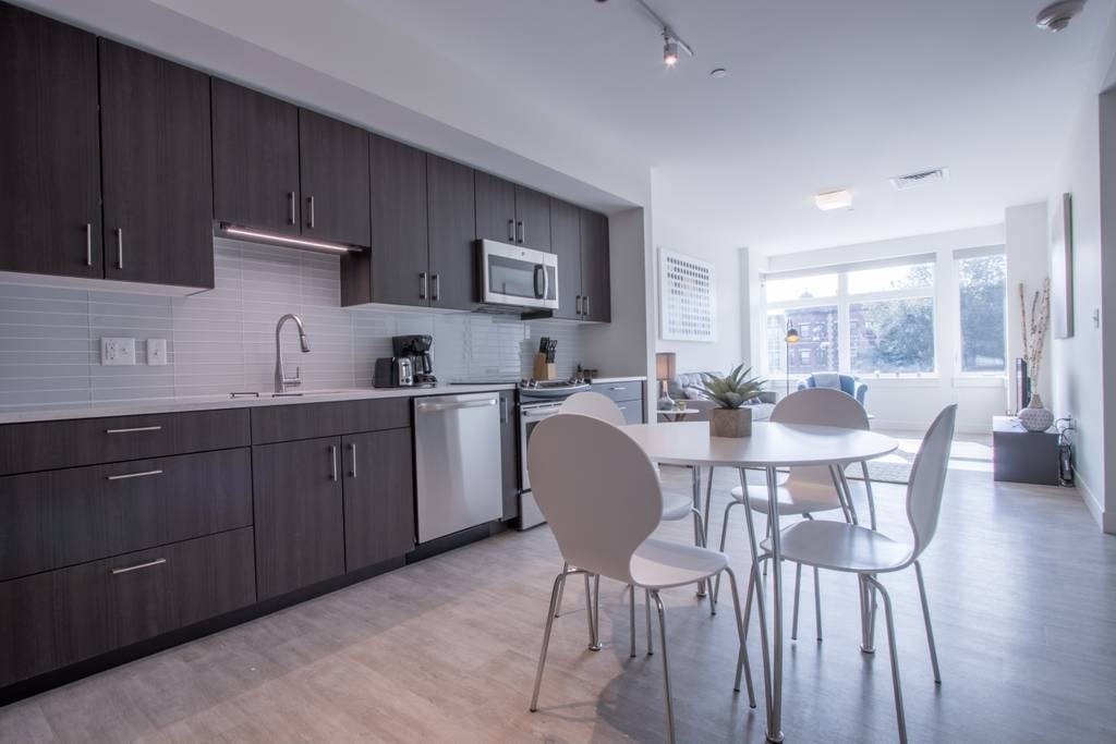 900 Beacon Street, Unit 402 Boston, MA 02215 - Photo 7 of 16