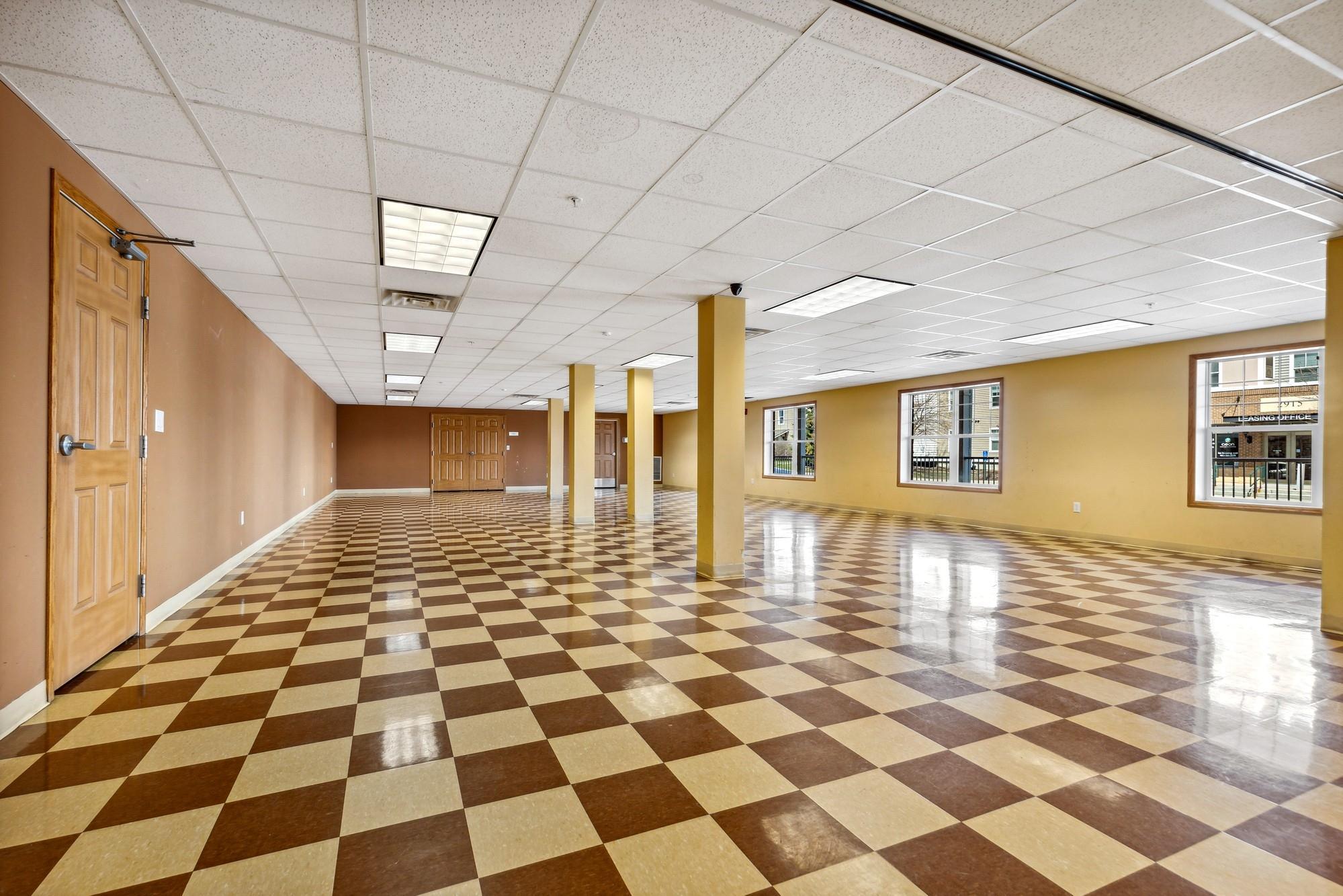 114200 Hundertmark Road, Unit 303 Chaska, MN 55318 - Photo 15 of 18 Gallery Image 15