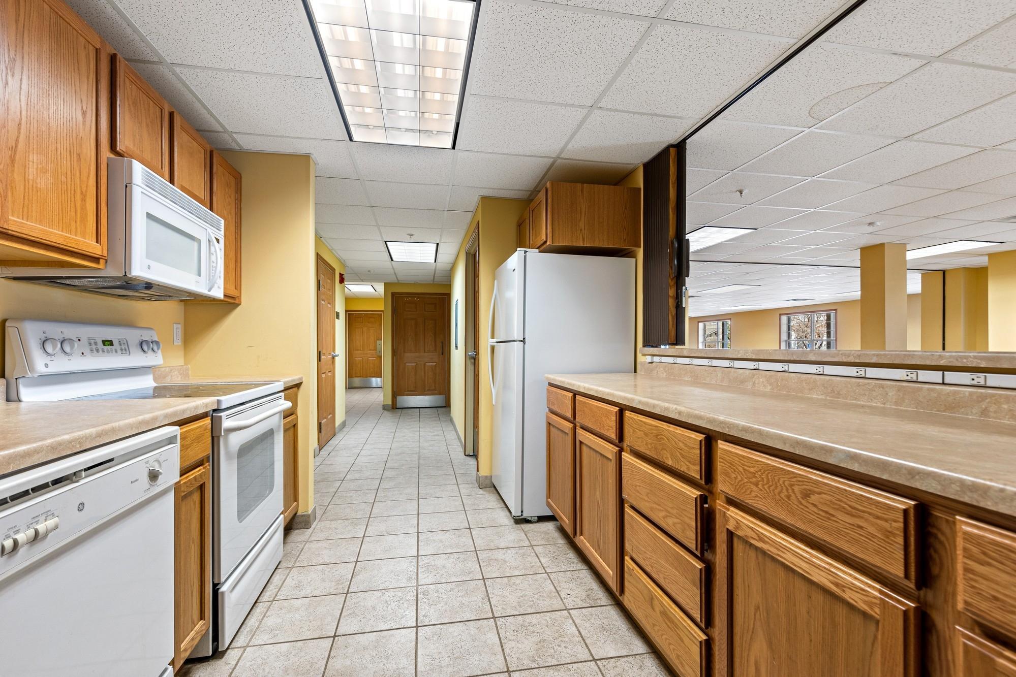 114200 Hundertmark Road, Unit 303 Chaska, MN 55318 - Photo 17 of 18 Gallery Image 17