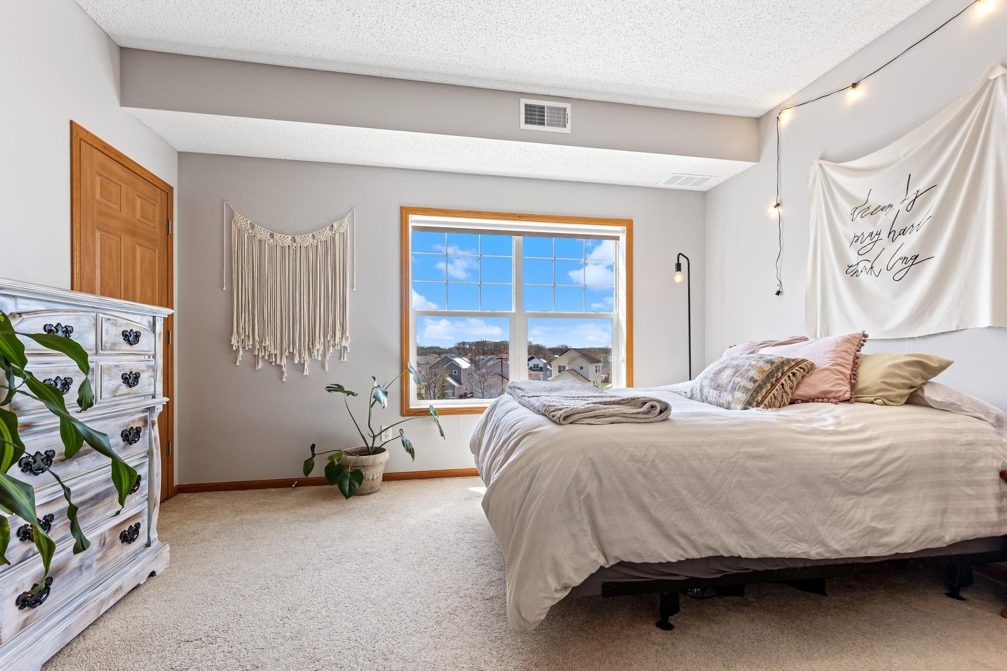 114200 Hundertmark Road, Unit 303 Chaska, MN 55318 - Photo 7 of 18 Gallery Image 7
