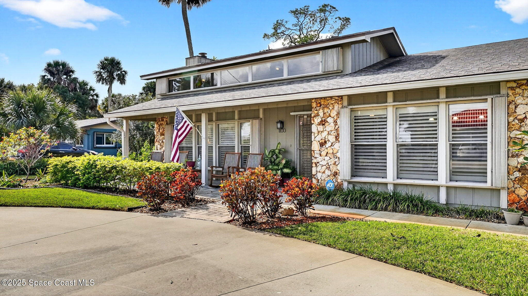 1100 South Riverside Drive Edgewater, FL 32132 - Photo 13 of 67 12-web-or-mls-020_DSC04147