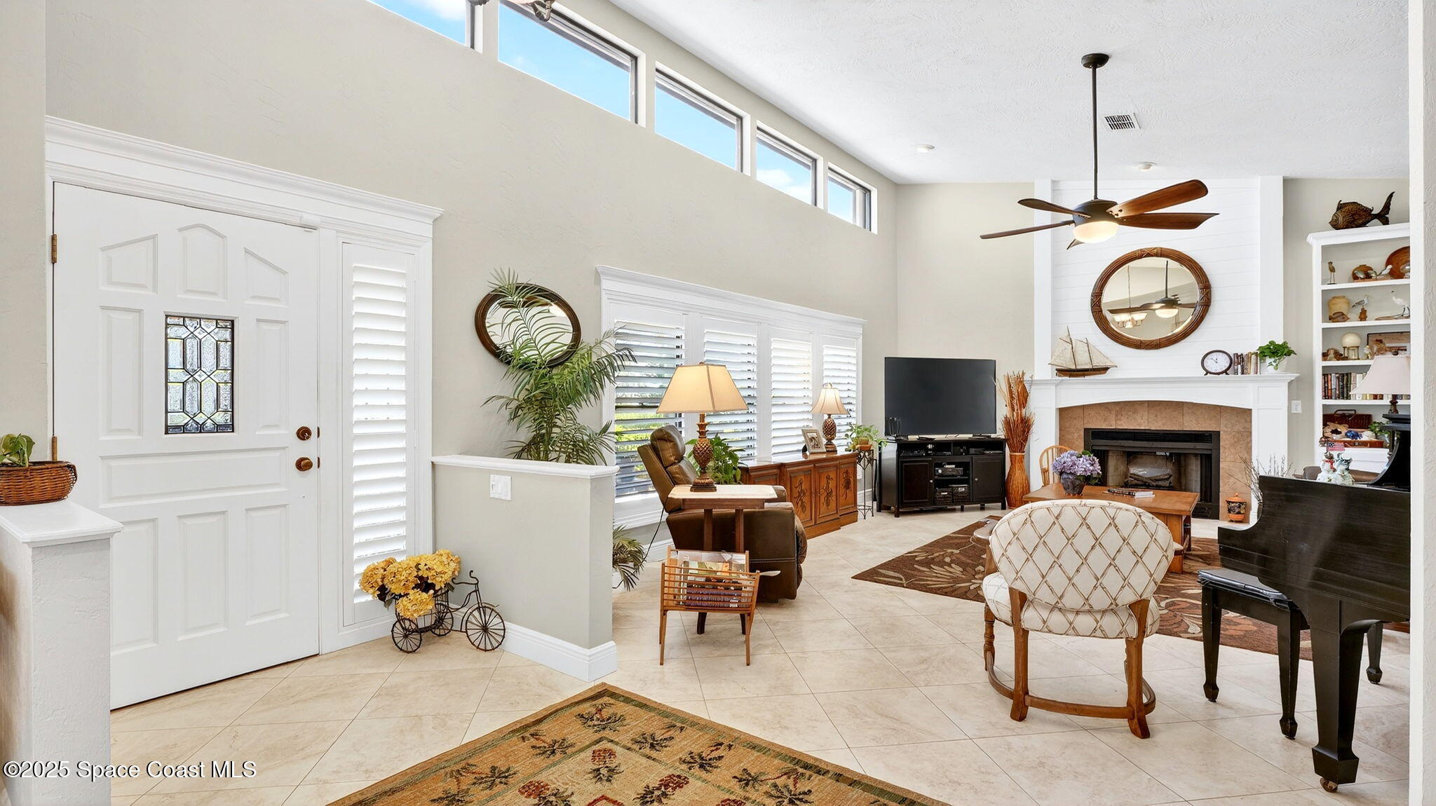 1100 South Riverside Drive Edgewater, FL 32132 - Photo 16 of 67 Great room with clerestory windows