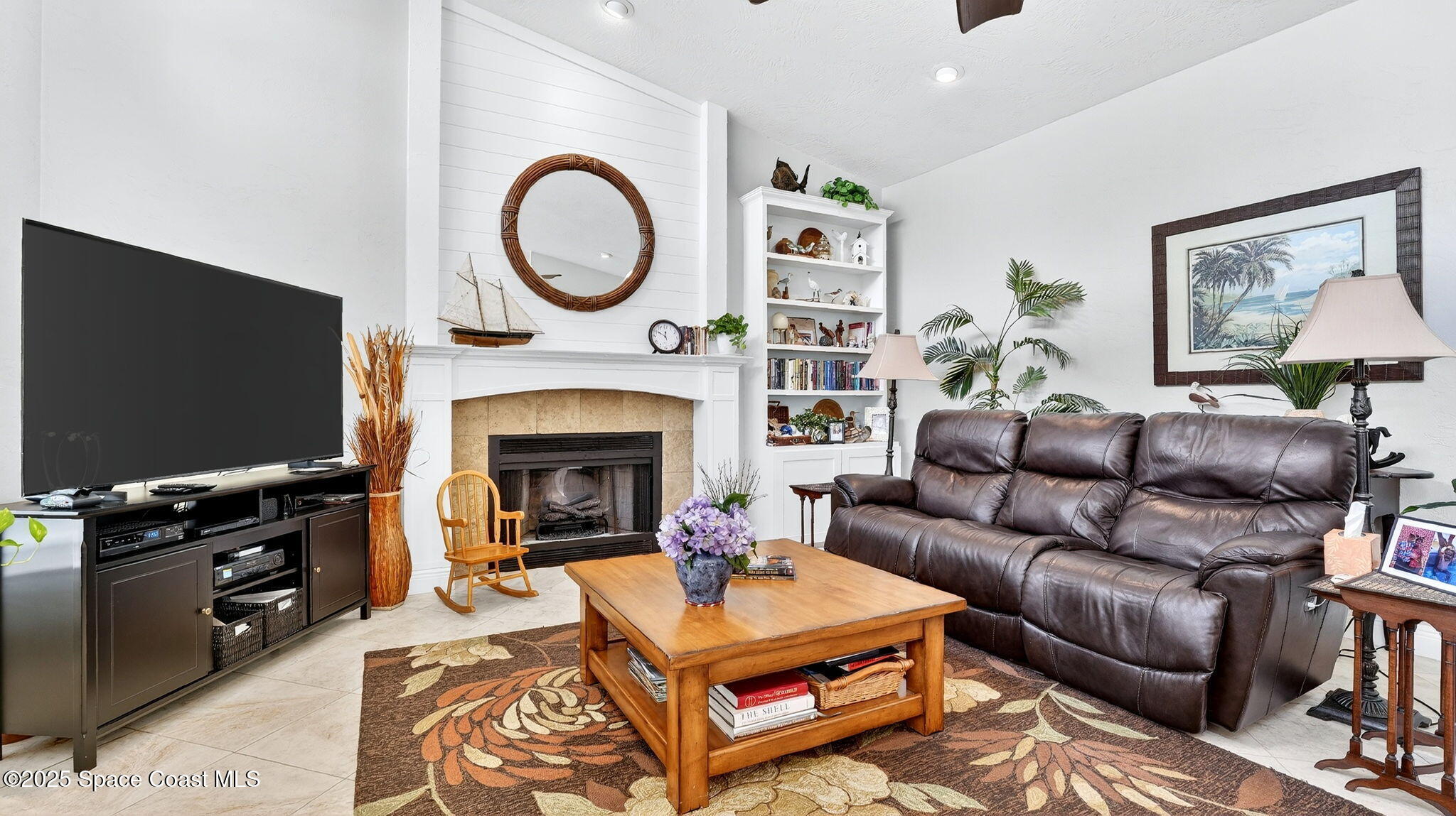 1100 South Riverside Drive Edgewater, FL 32132 - Photo 18 of 67 Electric fireplace