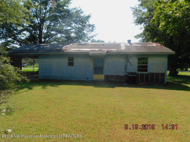932 3rd Street Lambert, MS 38643 - Photo 2 of 15 DSCN2384