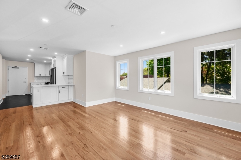162 Closter Dock Road, Unit A Closter, NJ 07624 - Photo 10 of 37