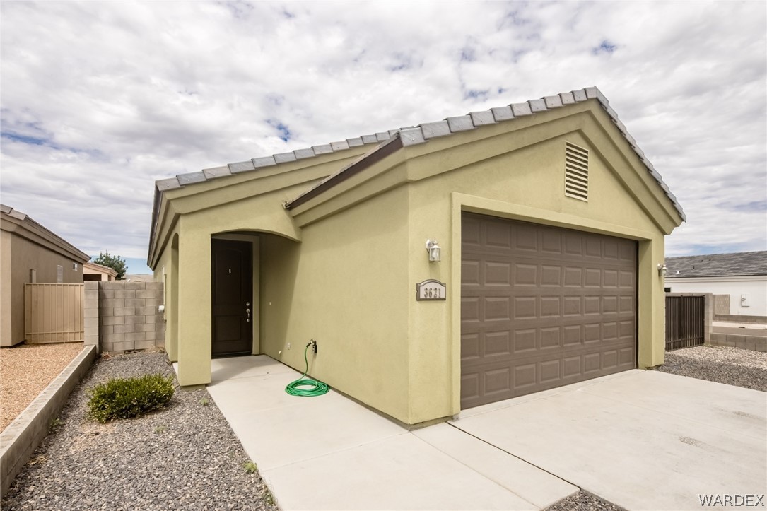 3621 North Kenneth Road Kingman, AZ 86409 - Photo 4 of 47
