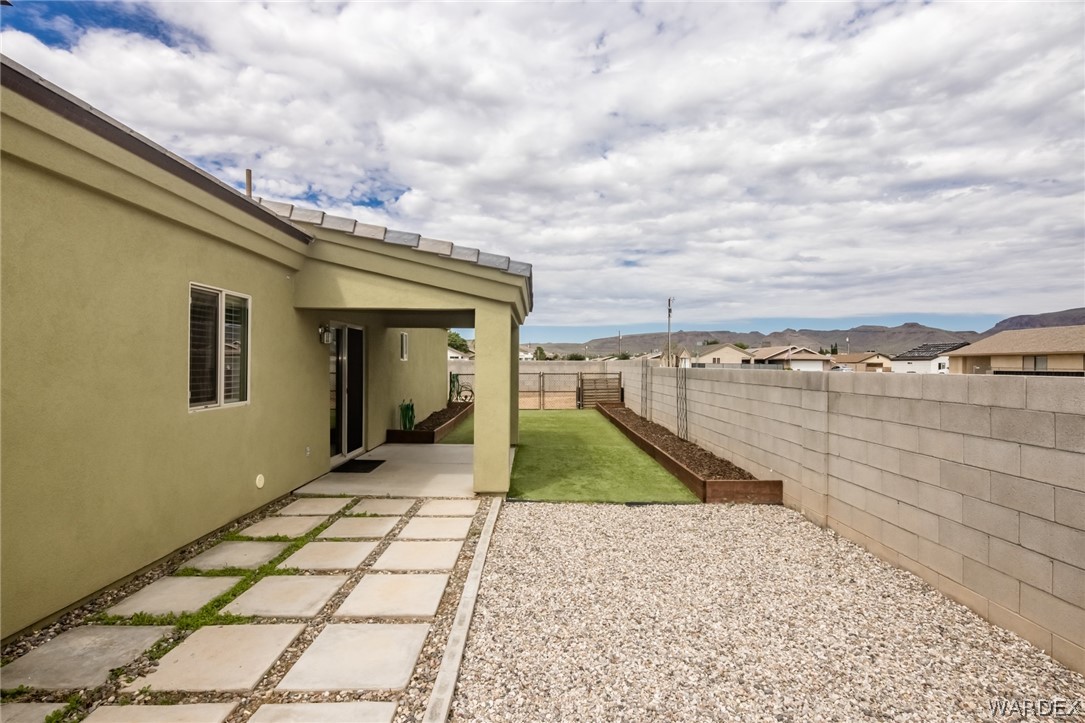 3621 North Kenneth Road Kingman, AZ 86409 - Photo 41 of 47 a view of outdoor space