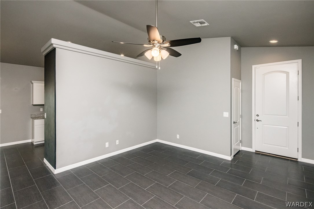 3621 North Kenneth Road Kingman, AZ 86409 - Photo 10 of 47