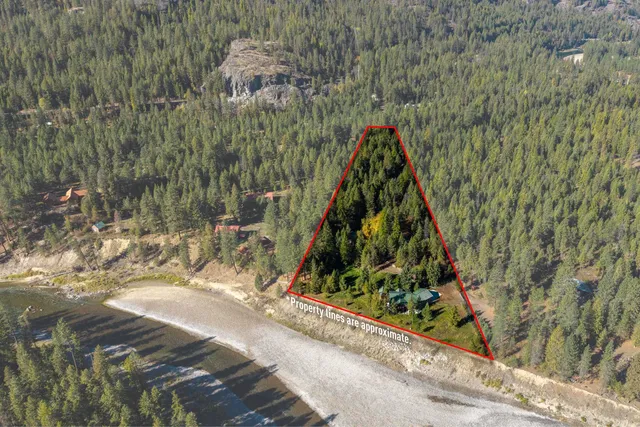 $879,000 | 28 First Thought Loop, Laurier, WA 99146