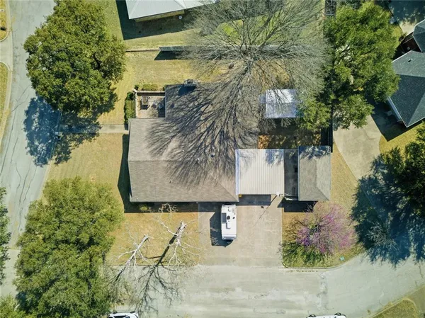 $289,000 | 121 Falcon Lane, Hillsboro, TX 76645