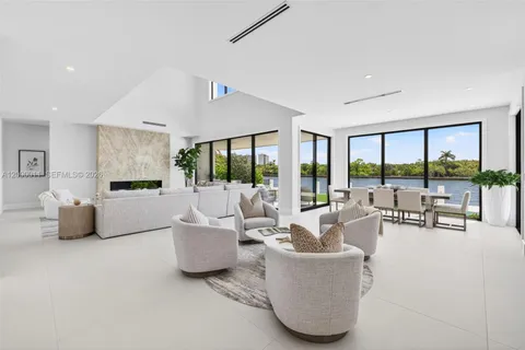 $10,495,000 | 2010 Intracoastal Drive, Fort Lauderdale, FL 33305