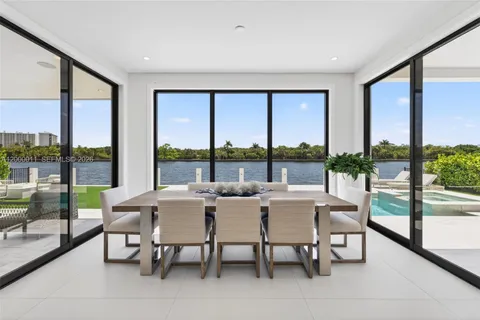 $10,495,000 | 2010 Intracoastal Drive, Fort Lauderdale, FL 33305