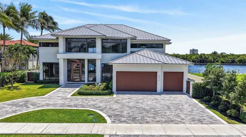$10,495,000 | 2010 Intracoastal Drive, Fort Lauderdale, FL 33305
