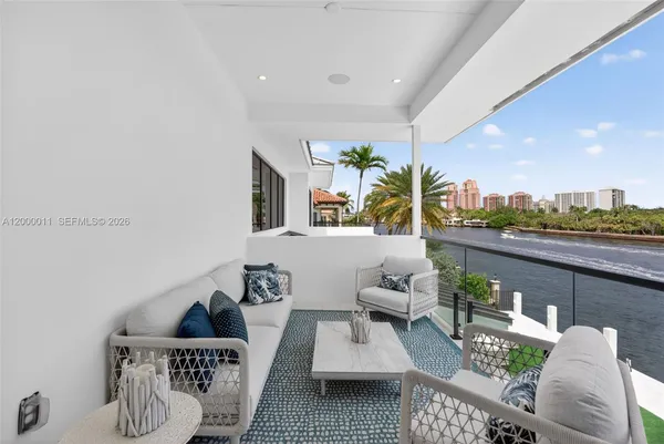 $10,495,000 | 2010 Intracoastal Drive, Fort Lauderdale, FL 33305