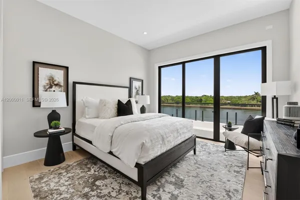 $10,495,000 | 2010 Intracoastal Drive, Fort Lauderdale, FL 33305