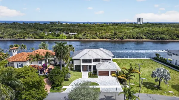 $10,495,000 | 2010 Intracoastal Drive, Fort Lauderdale, FL 33305