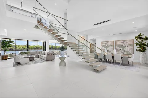 $10,495,000 | 2010 Intracoastal Drive, Fort Lauderdale, FL 33305