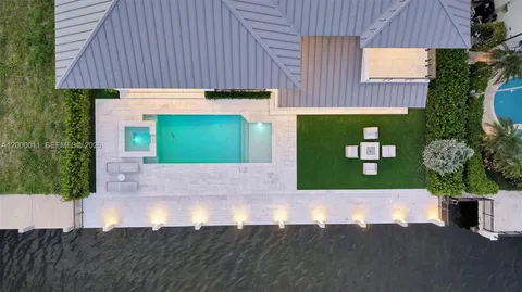 $10,495,000 | 2010 Intracoastal Drive, Fort Lauderdale, FL 33305