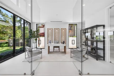 $10,495,000 | 2010 Intracoastal Drive, Fort Lauderdale, FL 33305